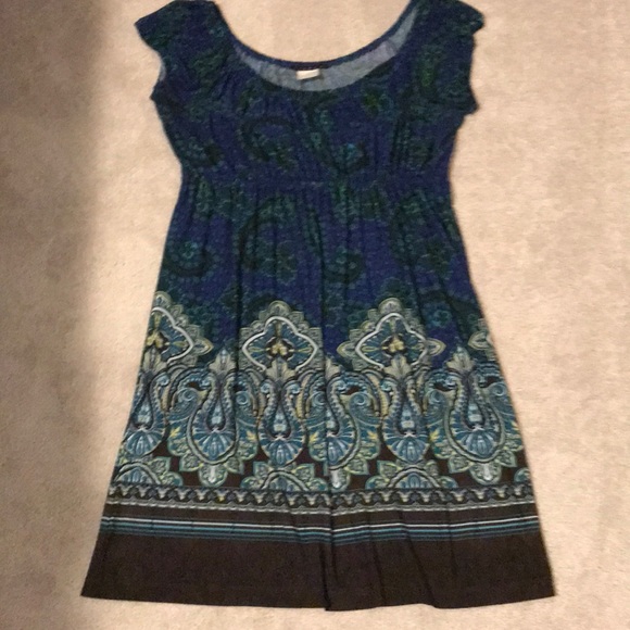 tiana b Dresses & Skirts - Tiana B. Cap sleeve empire waist dress